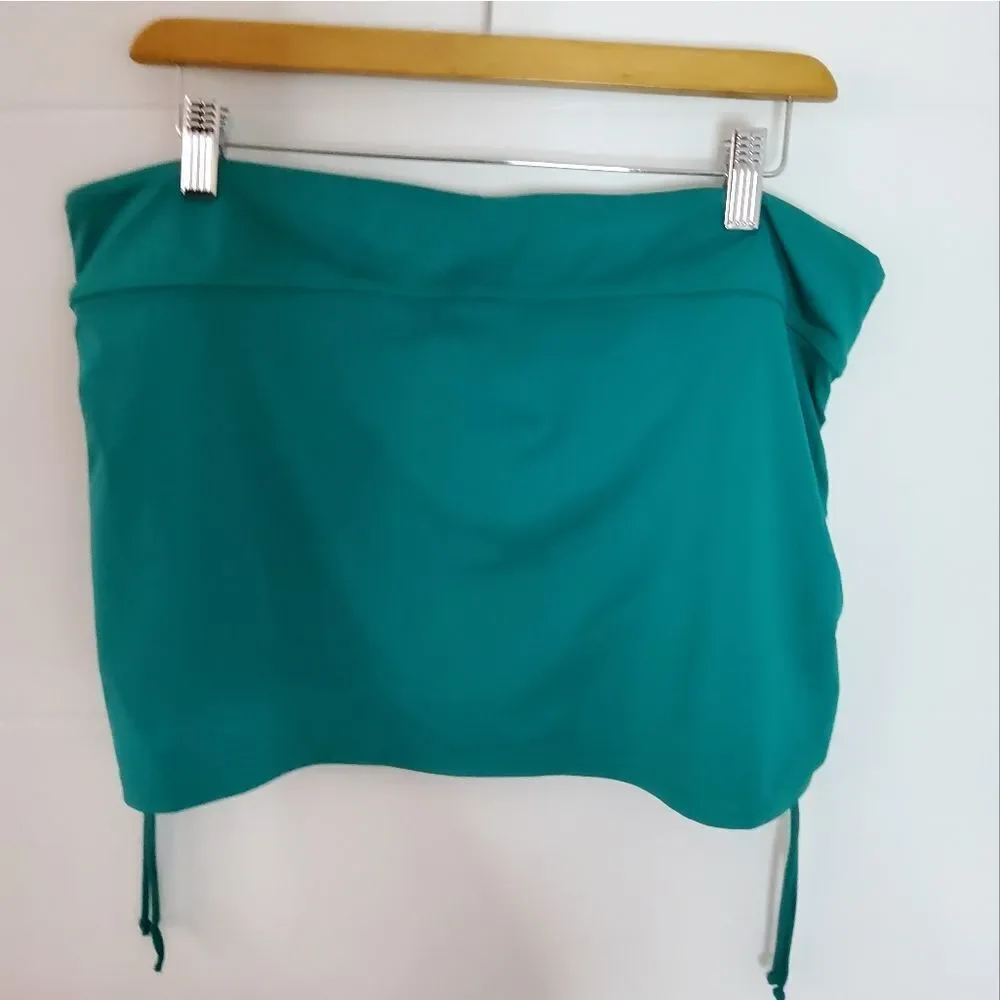 Athleta Women's Scrunch Swim Skirt Size XL
